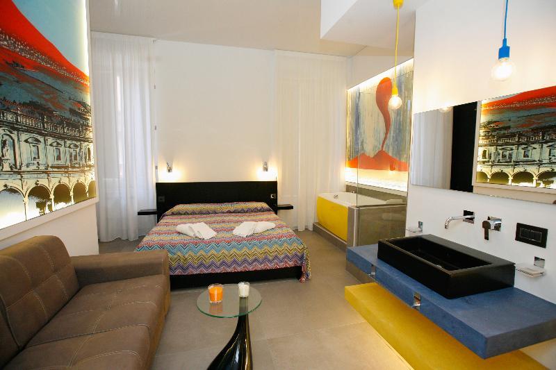 Relais Piazza Del Plebiscito 3* Naples