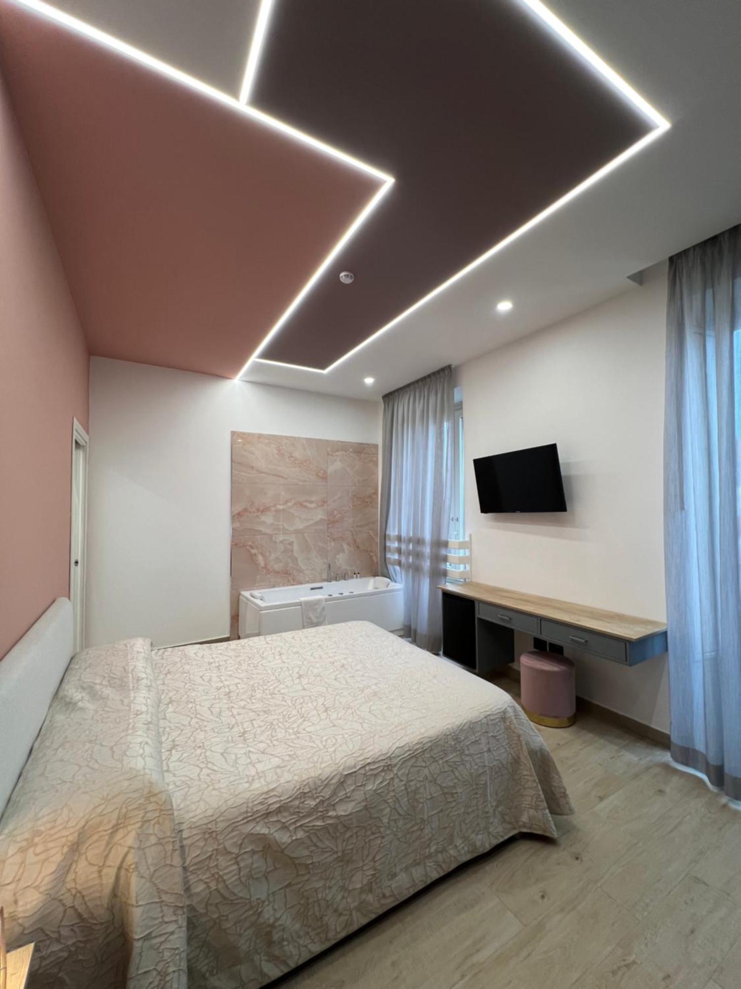 Relais Piazza Del Plebiscito 3*